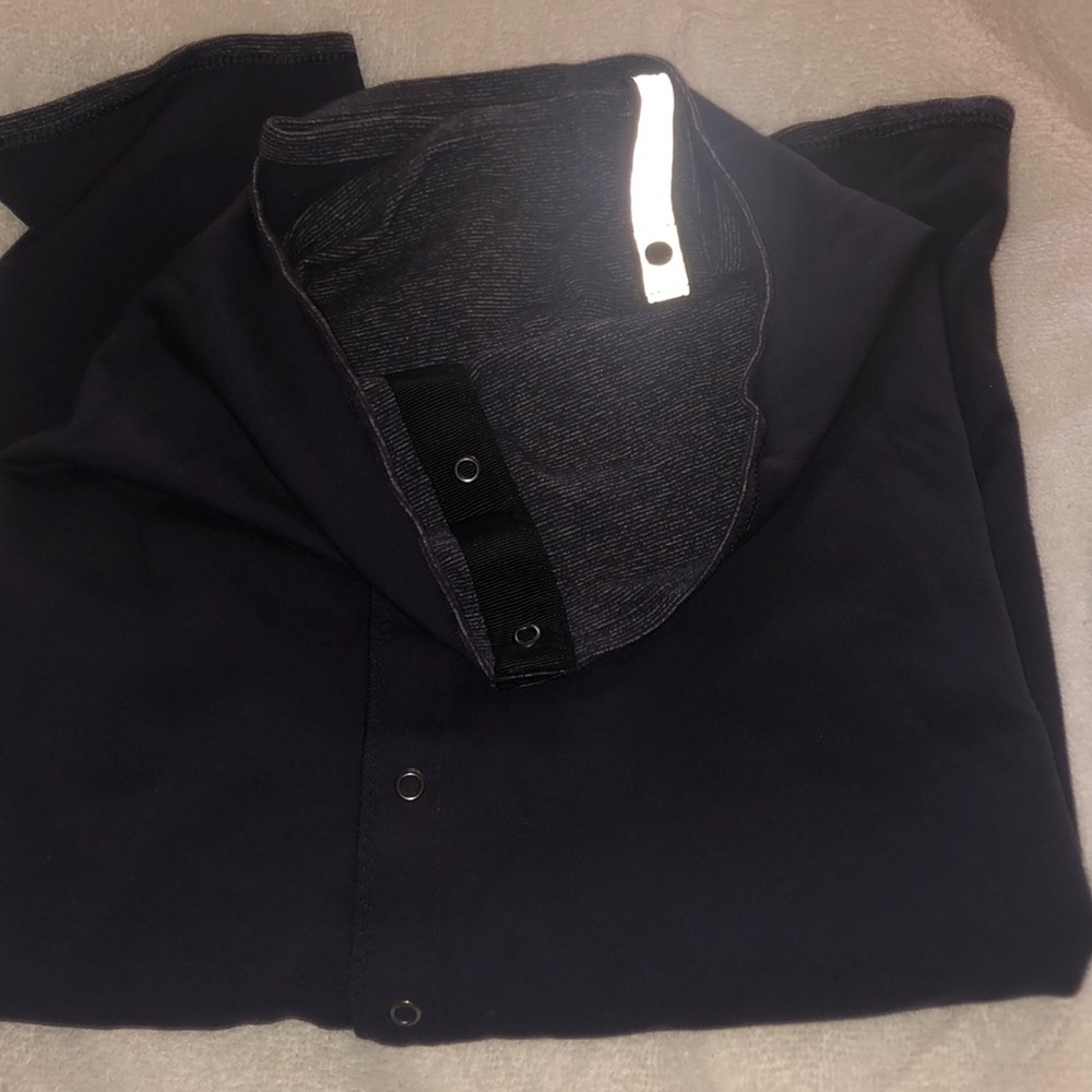 Lululemon Purple wrap scarf with snaps